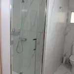 Elia Elegant - Centre, 5min Walk To Beach, Modern & New Apartmán *